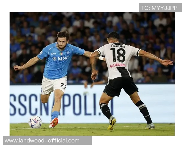 国际米兰迎战维快速决战意甲赛场展现足球激情与荣耀