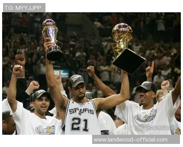 勇士与小牛激战正酣精彩视频直播尽在眼前不容错过